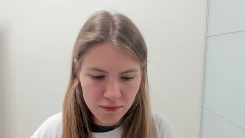 ninarihh online show from 09.25.25