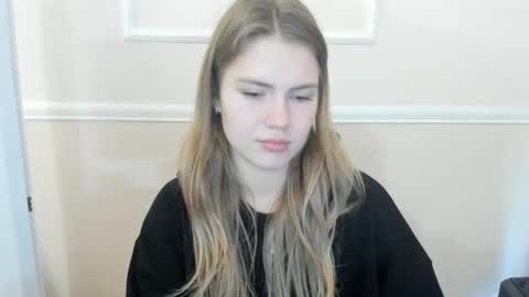 ninarihh online show from 11.27.25