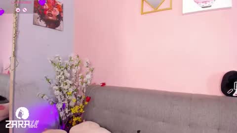 Snapshot of nini_martinii chatting on 09.20.25 NINI  online show from 09.20.25