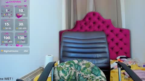 nina dee online show from 12.20.24