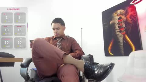 nino_bonnucci online show from 10.15.25