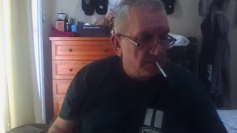 Dennis online show from 11.27.25