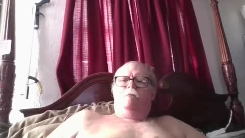 Snapshot of nipplechaser chatting on 09.23.25 nipplechaser online show from 09.23.25