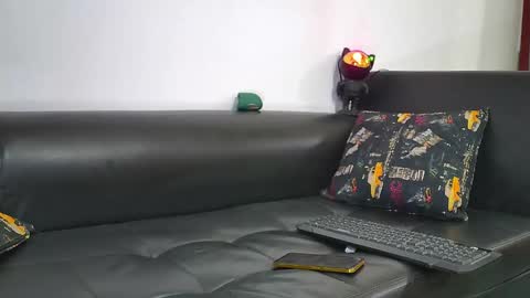 Snapshot of nixon347932 chatting on 01.18.25 Nicolas Muscle online show from 01.18.25