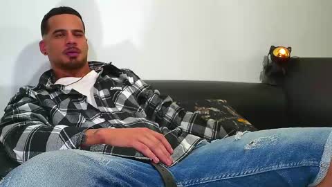 Snapshot of nixon347932 chatting on 01.20.25 Nicolas Muscle online show from 01.20.25