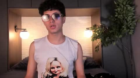 Snapshot of noah_dupont_ chatting on 09.19.25 noah_dupont_ online show from 09.19.25