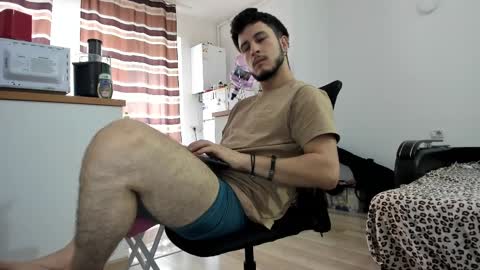 Snapshot of noah_happy07 chatting on 02.11.25 Noah online show from 02.11.25