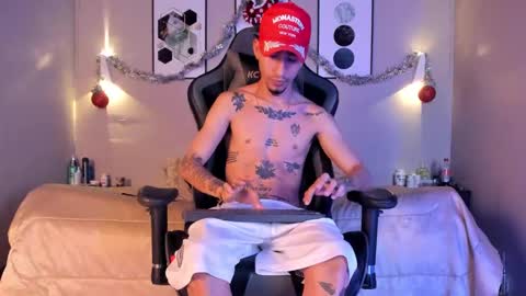 Snapshot of noahdaviss chatting on 12.02.24 noahdaviss online show from 12.02.24