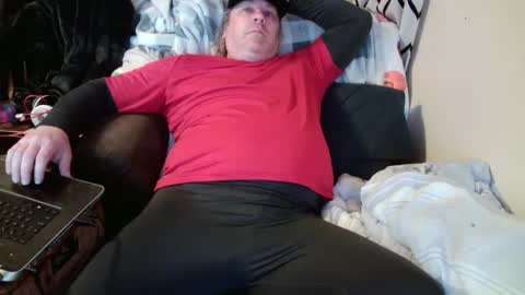 Snapshot of nodak808 chatting on 01.12.25 Jonny Coxman online show from 01.12.25