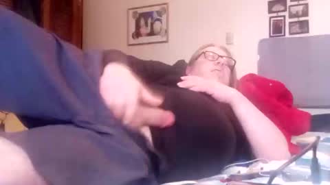 Snapshot of nodak808 chatting on 02.09.25 Jonny Coxman online show from 02.09.25