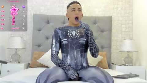 Snapshot of noha_star chatting on 10.31.25 noha_star online show from 10.31.25