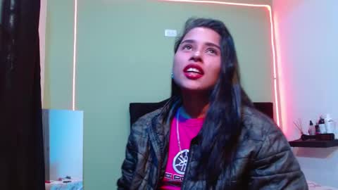 Noha Thomson online show from 10.09.25