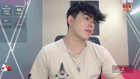 Snapshot of nolan_twink chatting on 12.21.24 Nolan online show from 12.21.24