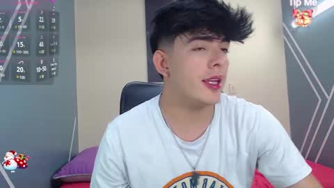 Snapshot of nolan_twink chatting on 12.27.24 Nolan online show from 12.27.24