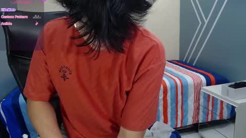 Snapshot of nolan_twink chatting on 01.12.25 Nolan online show from 01.12.25