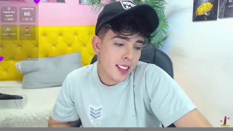 Snapshot of nolan_twink chatting on 01.29.25 Nolan online show from 01.29.25