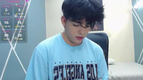 Snapshot of nolan_twink chatting on 02.27.25 Nolan online show from 02.27.25