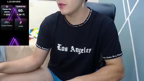 Snapshot of nolan_twink chatting on 03.12.25 Nolan online show from 03.12.25