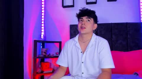 Snapshot of nolan_twink chatting on 11.09.25 Nolan online show from 11.09.25