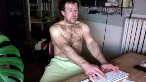 Snapshot of non23 chatting on 01.04.25 non23 online show from 01.04.25