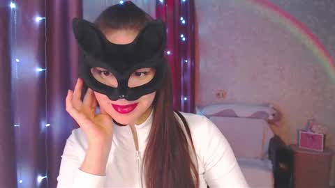 Snapshot of nonude_eva chatting on 10.08.25 Send message when u here online show from 10.08.25