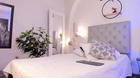 Snapshot of novawheeler chatting on 02.08.25 Nova online show from 02.08.25