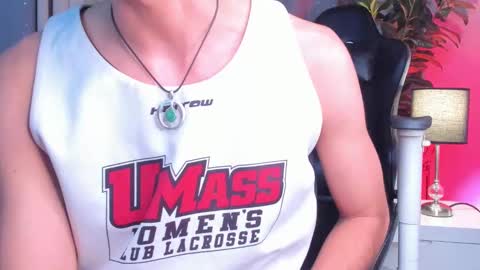 Snapshot of novawheeler chatting on 09.22.25 Nova online show from 09.22.25