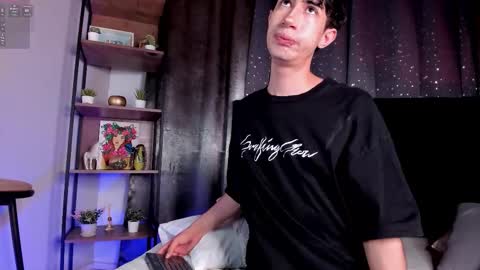 Snapshot of novawheeler chatting on 10.29.25 Nova online show from 10.29.25