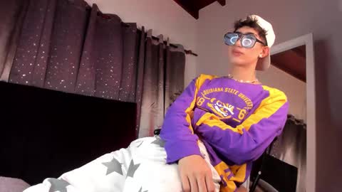 Snapshot of novawheeler chatting on 11.17.25 Nova online show from 11.17.25