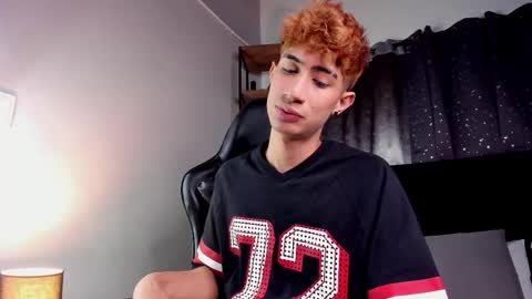 Snapshot of novawheeler chatting on 12.04.25 Nova online show from 12.04.25