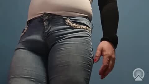 Snapshot of nowandimmediately chatting on 11.14.25 nowandimmediately online show from 11.14.25