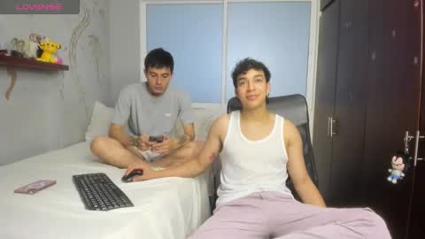 Snapshot of noxx_stark chatting on 10.12.25 Noxx  online show from 10.12.25