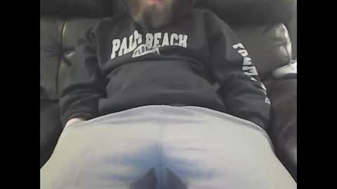 Snapshot of nudestud887 chatting on 12.20.24 nudestud887 online show from 12.20.24