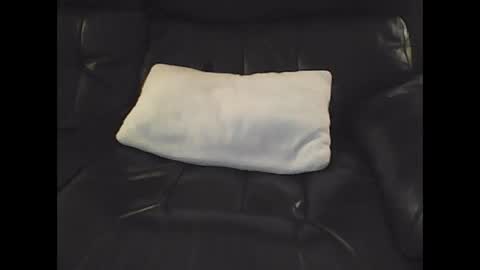 Snapshot of nudestud887 chatting on 01.13.25 nudestud887 online show from 01.13.25