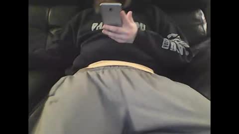 Snapshot of nudestud887 chatting on 02.16.25 nudestud887 online show from 02.16.25