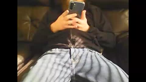 Snapshot of nudestud887 chatting on 02.23.25 nudestud887 online show from 02.23.25