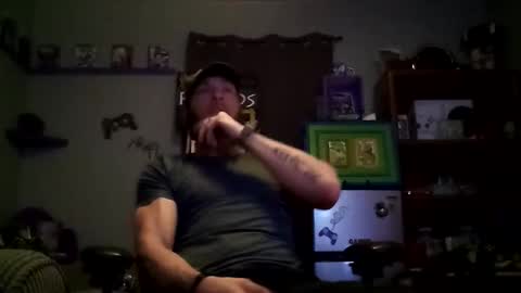 Awwwww Hey Sweetie Pies. Welcome To The Sweetie Pie Lounge. Enjoy The Dad-Cast. SweetCorny Fun-loving Dad Talk. online show from 02.15.25