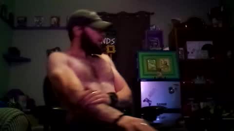 Awwwww Hey Sweetie Pies. Welcome To The Sweetie Pie Lounge. Enjoy The Dad-Cast. SweetCorny Fun-loving Dad Talk. online show from 02.20.25