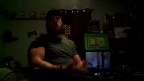 Awwwww Hey Sweetie Pies. Welcome To The Sweetie Pie Lounge. Enjoy The Dad-Cast. SweetCorny Fun-loving Dad Talk. online show from 02.22.25