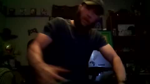 Awwwww Hey Sweetie Pies. Welcome To The Sweetie Pie Lounge. Enjoy The Dad-Cast. SweetCorny Fun-loving Dad Talk. online show from 02.28.25