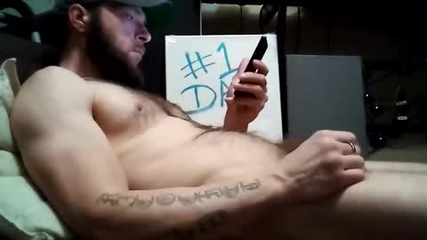 Awwwww Hey Sweetie Pies. Welcome To The Sweetie Pie Lounge. Enjoy The Dad-Cast. SweetCorny Fun-loving Dad Talk. online show from 03.11.25