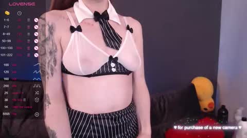 Snapshot of nutsy_kitty chatting on 09.20.25 nutsy_kitty online show from 09.20.25