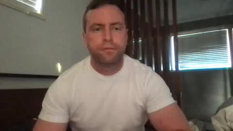 Snapshot of nutteddownthroat chatting on 11.11.25 nutteddownthroat online show from 11.11.25