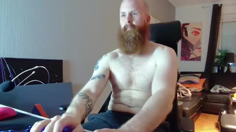 Snapshot of nxrthman chatting on 11.05.25 nxrthman online show from 11.05.25