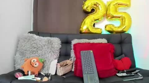 Nia online show from 01.14.25