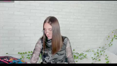 Snapshot of nymphalean chatting on 11.06.25 Kat online show from 11.06.25