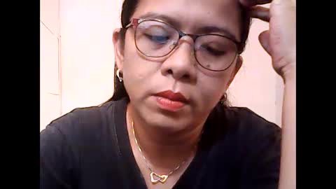 Snapshot of nymphoangel2022 chatting on 02.18.25 I am your angel online show from 02.18.25