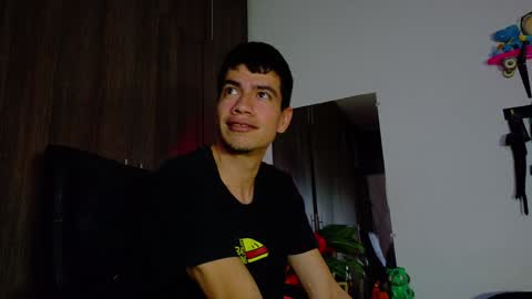 Snapshot of nymphobuddies chatting on 01.28.25 David and Steven Independents online show from 01.28.25