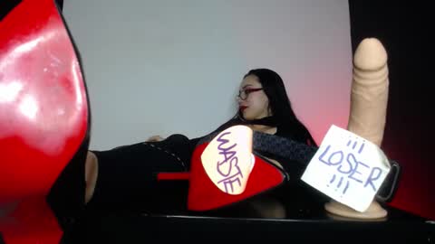 Snapshot of nyx1126 chatting on 12.16.24 nyx1126 online show from 12.16.24