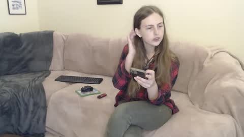 Snapshot of nzplaytime chatting on 01.15.25 Stef Derek online show from 01.15.25